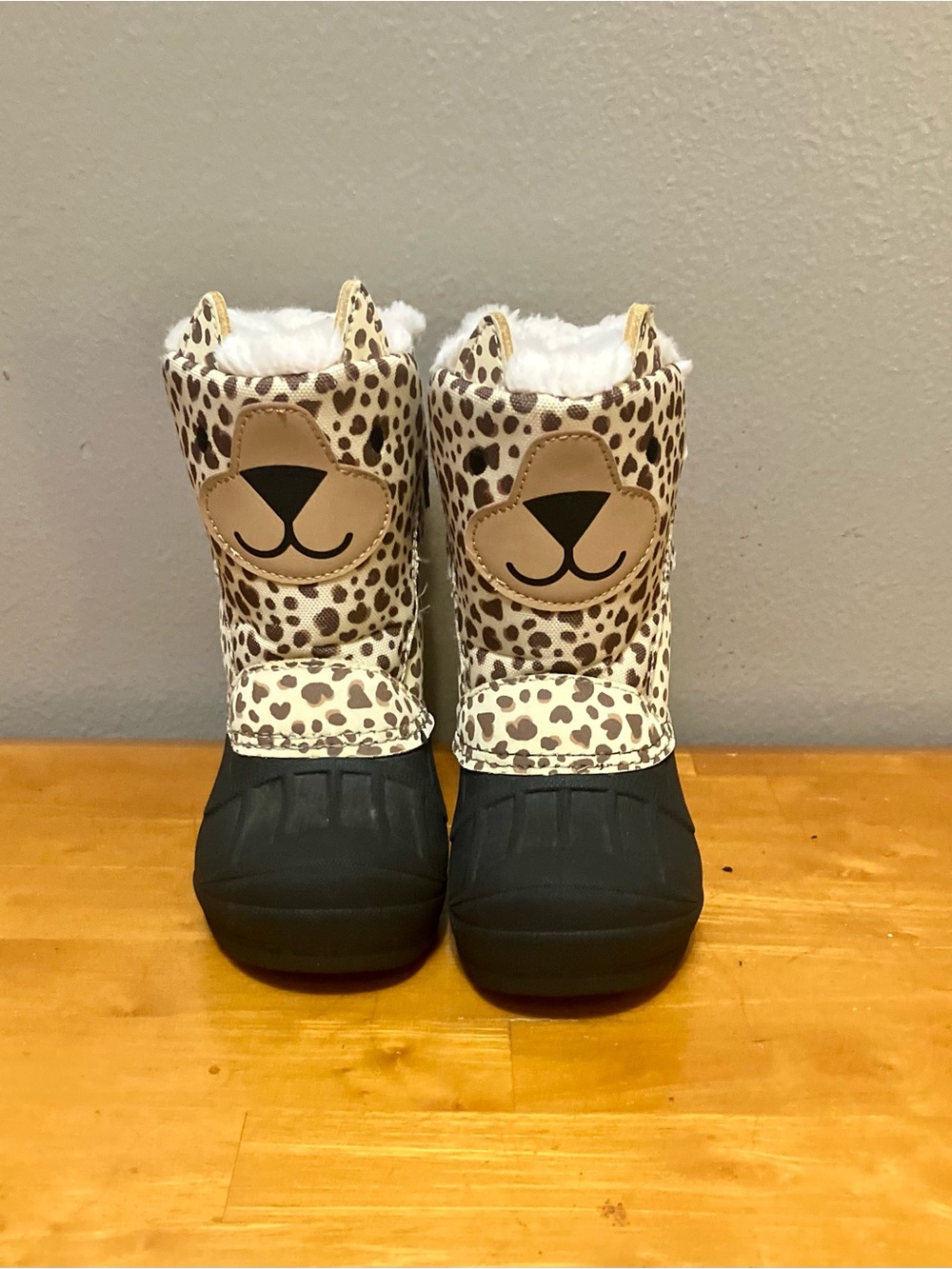 Cat & Jack™ Frankie Waterproof Winter Boots, Black/Cream/Brown - Size 7T (VGUC)